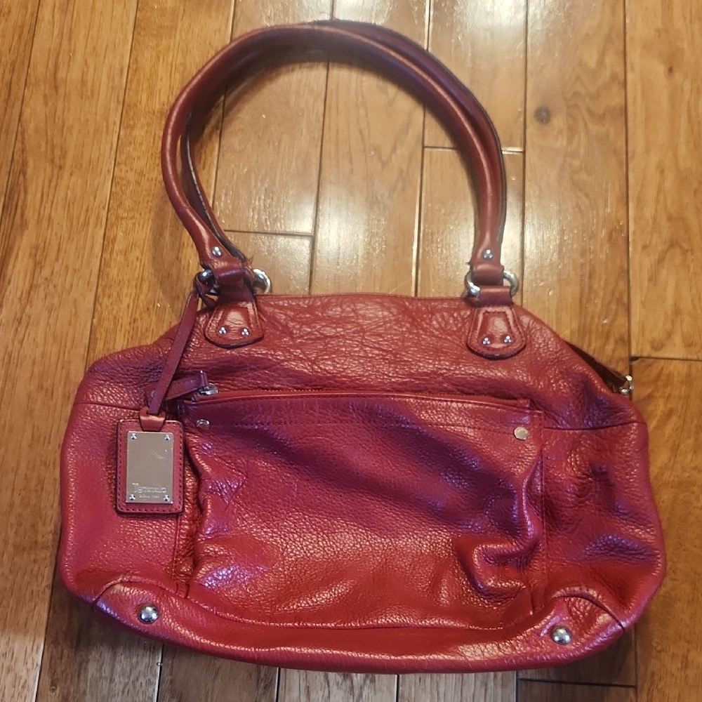 Tignanello genuine leather Shoulder Satchel in rich red color P-001